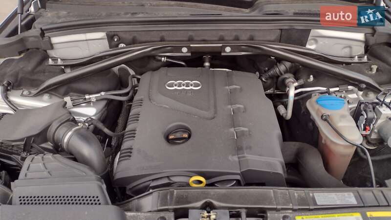 Внедорожник / Кроссовер Audi Q5 2012 в 
