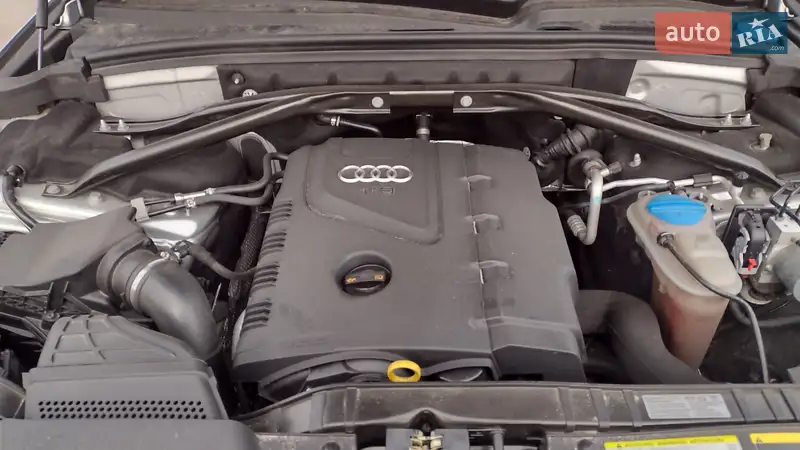 Внедорожник / Кроссовер Audi Q5 2012 в 