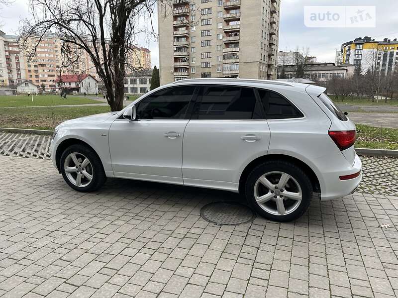 Позашляховик / Кросовер Audi Q5 2016 в Івано-Франківську