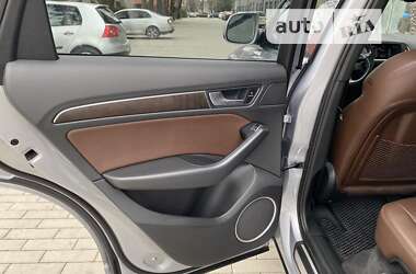 Позашляховик / Кросовер Audi Q5 2014 в Ужгороді
