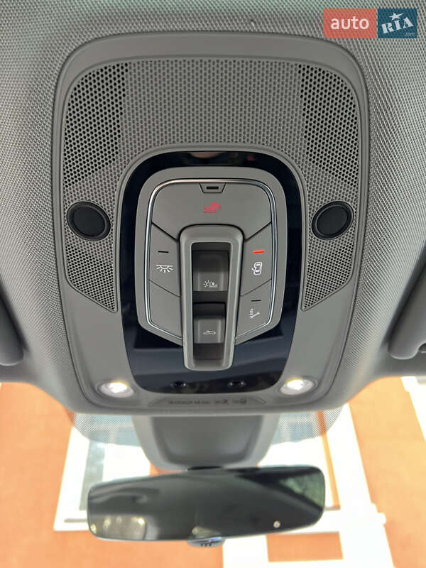 Позашляховик / Кросовер Audi Q5 2020 в Хмільнику