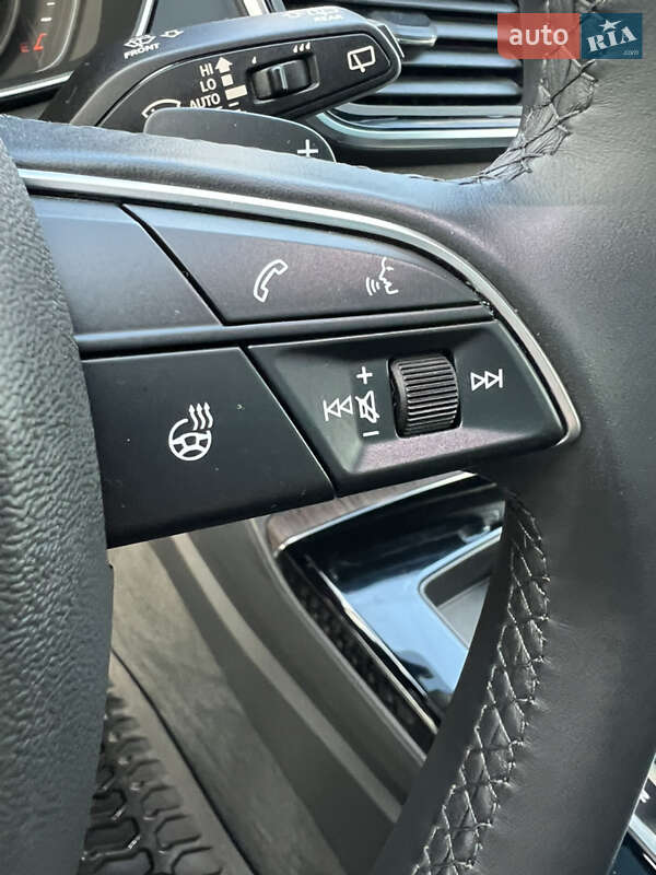 Позашляховик / Кросовер Audi Q5 2020 в Хмільнику