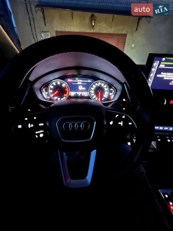 Позашляховик / Кросовер Audi Q5 2020 в Хмільнику