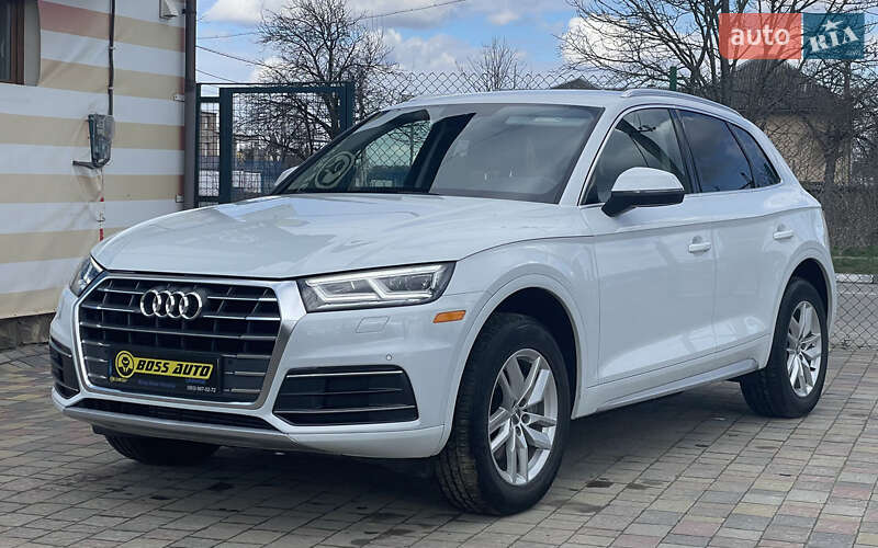 Внедорожник / Кроссовер Audi Q5 2019 в Стрые