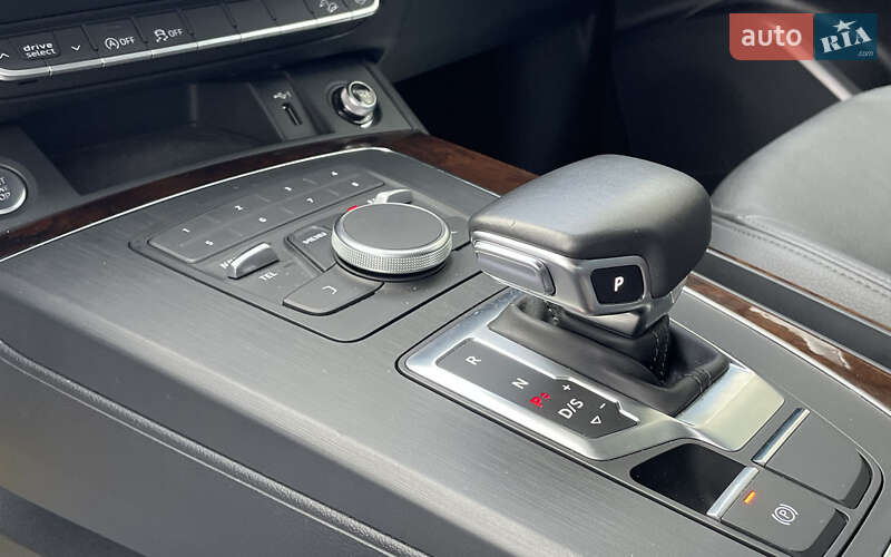 Внедорожник / Кроссовер Audi Q5 2019 в Стрые
