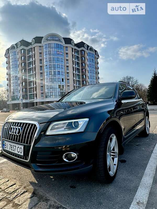 Внедорожник / Кроссовер Audi Q5 2012 в Кременчуге