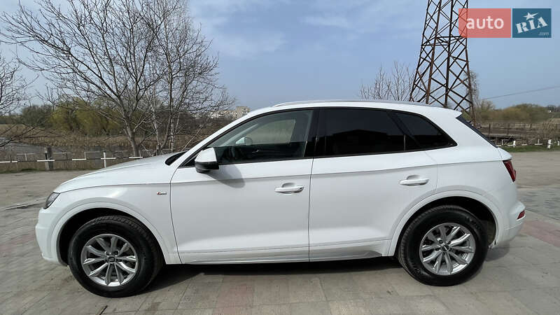 Внедорожник / Кроссовер Audi Q5 2017 в Новомиргороде фото 11 Внедорожник / Кроссовер Audi Q5 2017 в Новомиргороде