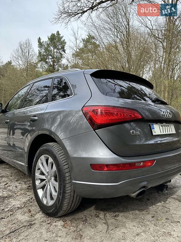 Внедорожник / Кроссовер Audi Q5 2013 в Львове