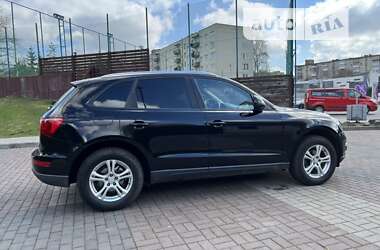 Внедорожник / Кроссовер Audi Q5 2010 в Луцке