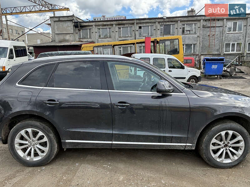 Позашляховик / Кросовер Audi Q5 2015 в Львові