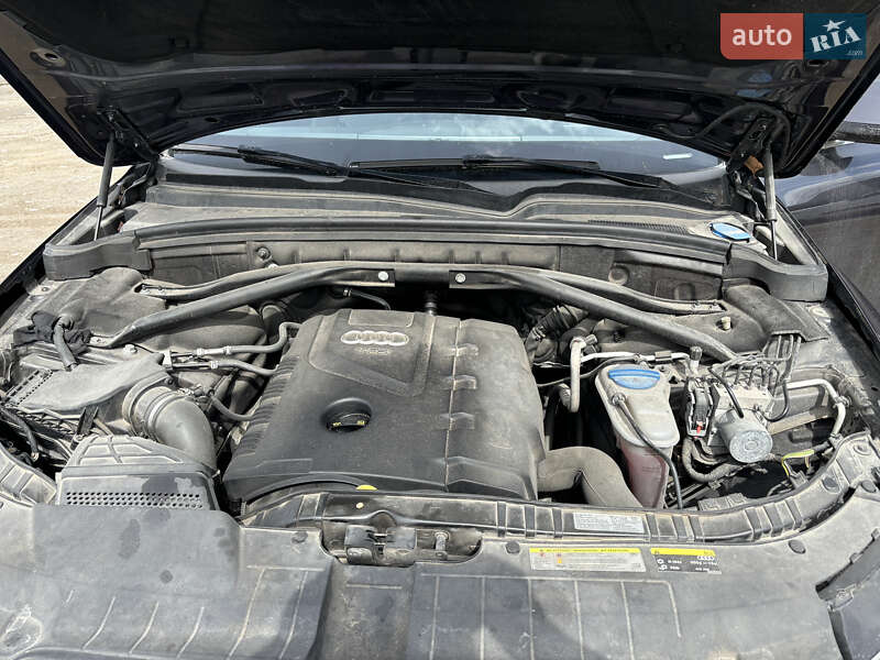 Позашляховик / Кросовер Audi Q5 2015 в Львові