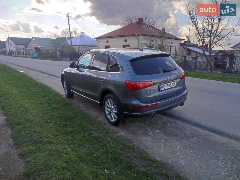Внедорожник / Кроссовер Audi Q5 2012 в Тернополе