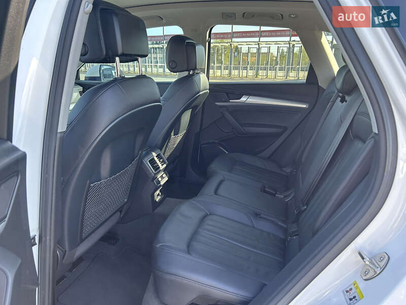Внедорожник / Кроссовер Audi Q5 2017 в Львове фото 18 Внедорожник / Кроссовер Audi Q5 2017 в Львове