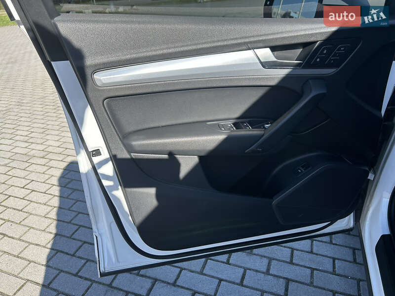 Внедорожник / Кроссовер Audi Q5 2017 в Львове фото 24 Внедорожник / Кроссовер Audi Q5 2017 в Львове
