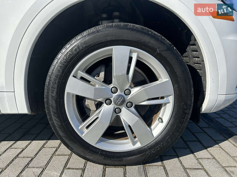 Внедорожник / Кроссовер Audi Q5 2017 в Львове фото 36 Внедорожник / Кроссовер Audi Q5 2017 в Львове