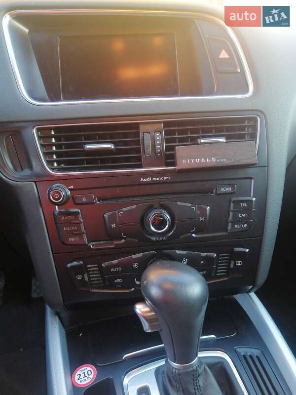 Внедорожник / Кроссовер Audi Q5 2011 в Яворове