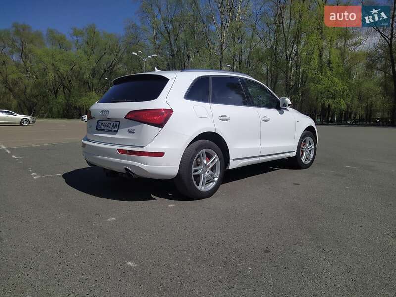 Позашляховик / Кросовер Audi Q5 2015 в Сумах