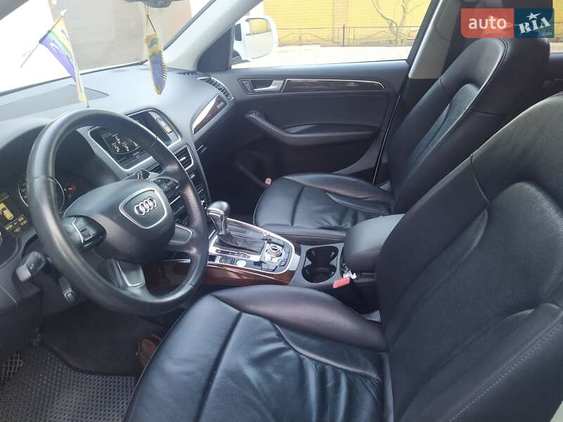 Позашляховик / Кросовер Audi Q5 2015 в Сумах