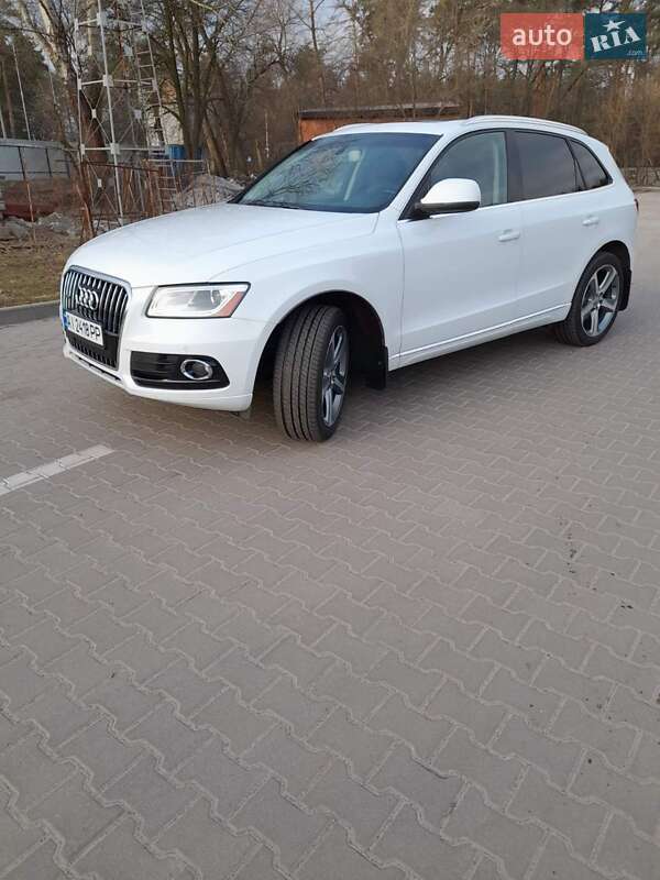Внедорожник / Кроссовер Audi Q5 2013 в Чернигове