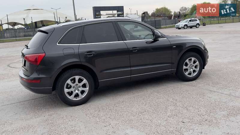 Позашляховик / Кросовер Audi Q5 2012 в Києві