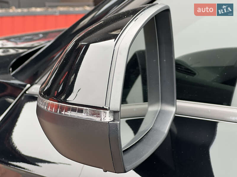 Внедорожник / Кроссовер Audi Q5 2018 в Одессе