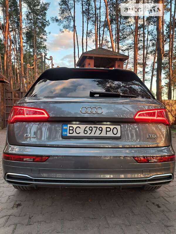 Внедорожник / Кроссовер Audi Q5 2017 в Львове