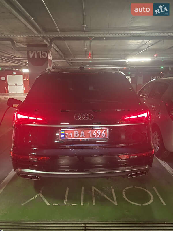 Внедорожник / Кроссовер Audi Q5 2020 в Харькове
