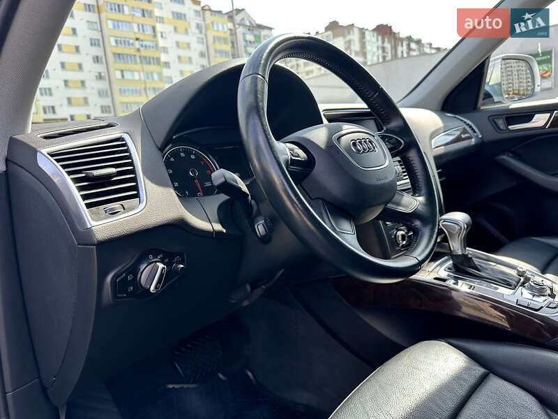 Внедорожник / Кроссовер Audi Q5 2015 в Ивано-Франковске