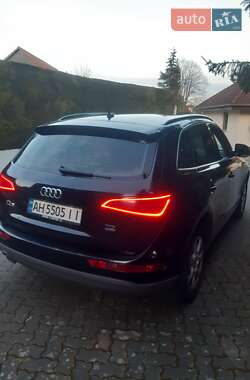 Внедорожник / Кроссовер Audi Q5 2012 в Черновцах