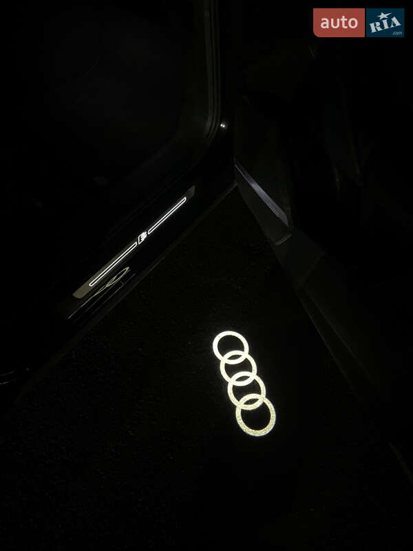 Внедорожник / Кроссовер Audi Q5 2020 в Харькове