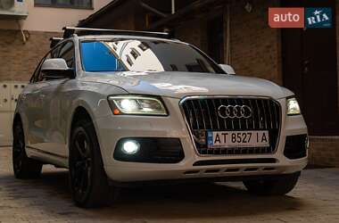 Внедорожник / Кроссовер Audi Q5 2015 в 