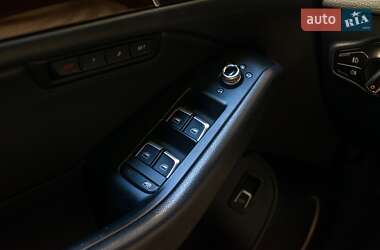 Внедорожник / Кроссовер Audi Q5 2015 в 