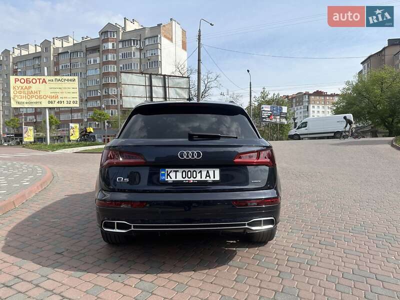 Внедорожник / Кроссовер Audi Q5 2020 в Ивано-Франковске