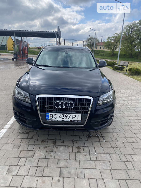 Позашляховик / Кросовер Audi Q5 2010 в Мостиській