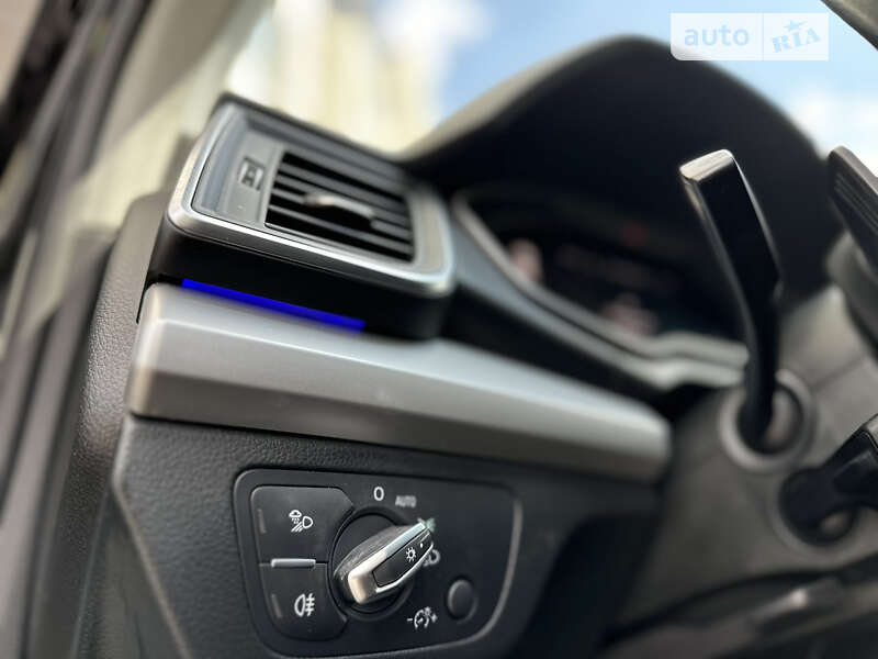 Внедорожник / Кроссовер Audi Q5 2019 в Львове