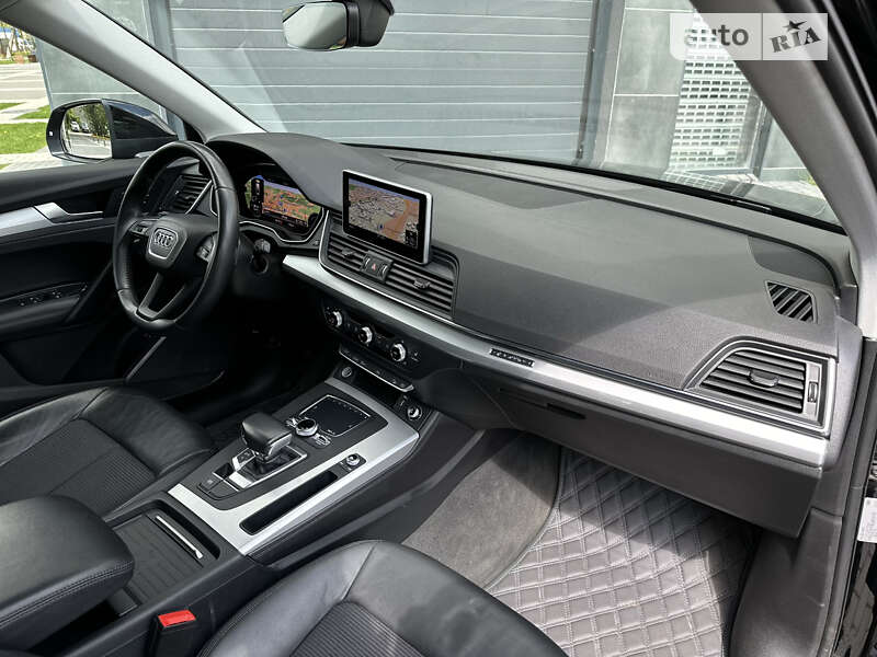 Внедорожник / Кроссовер Audi Q5 2019 в Львове