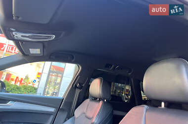 Внедорожник / Кроссовер Audi Q5 2017 в 