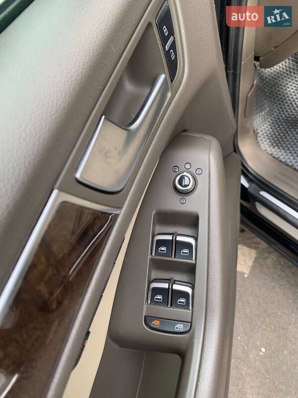 Внедорожник / Кроссовер Audi Q5 2012 в Львове