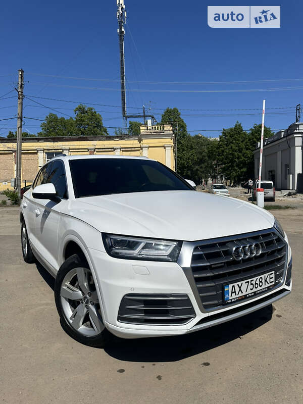 Внедорожник / Кроссовер Audi Q5 2017 в Харькове