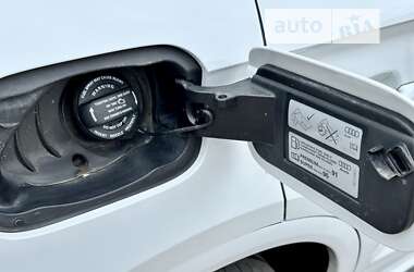 Позашляховик / Кросовер Audi Q5 2020 в 