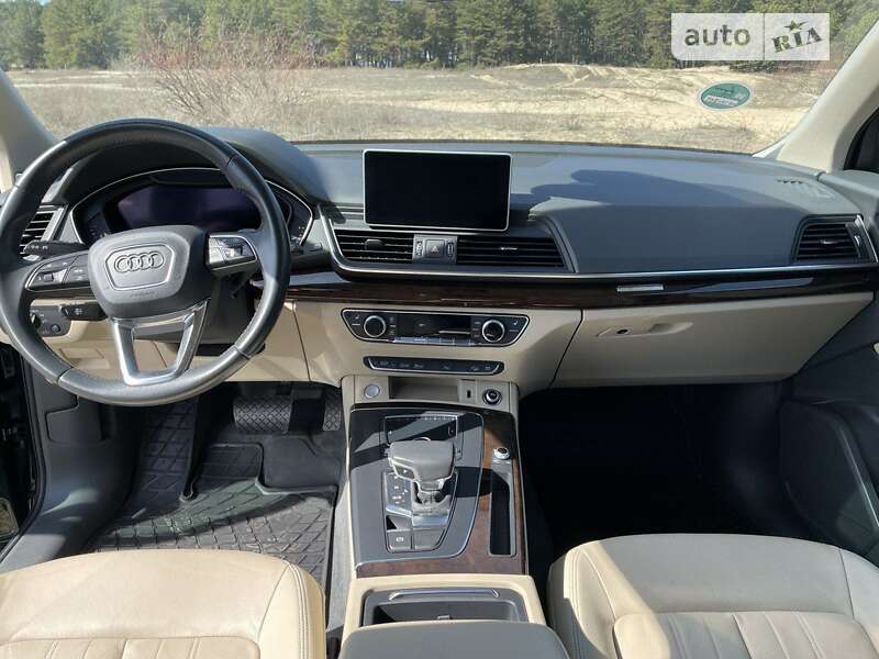 Внедорожник / Кроссовер Audi Q5 2018 в Днепре