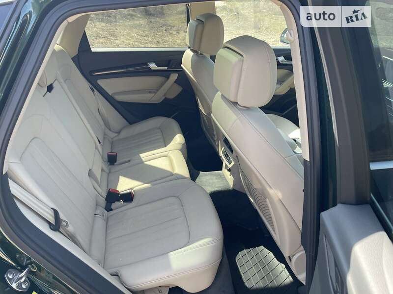 Внедорожник / Кроссовер Audi Q5 2018 в Днепре