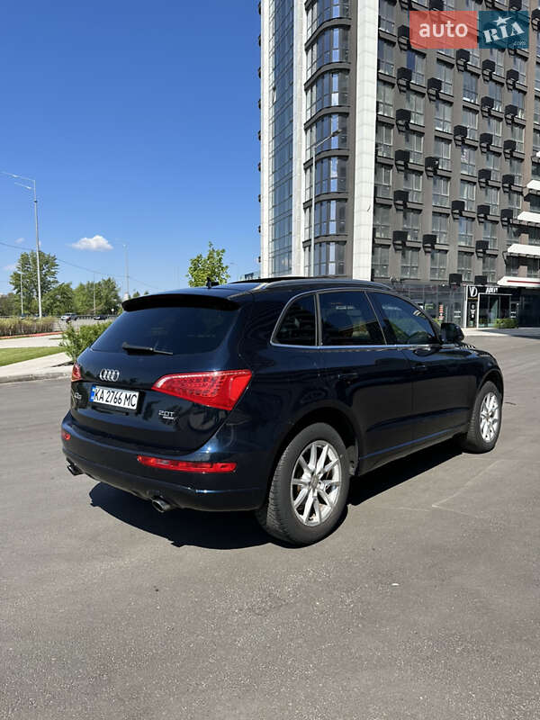 Внедорожник / Кроссовер Audi Q5 2011 в Киеве