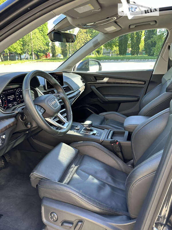 Внедорожник / Кроссовер Audi Q5 2018 в Киеве