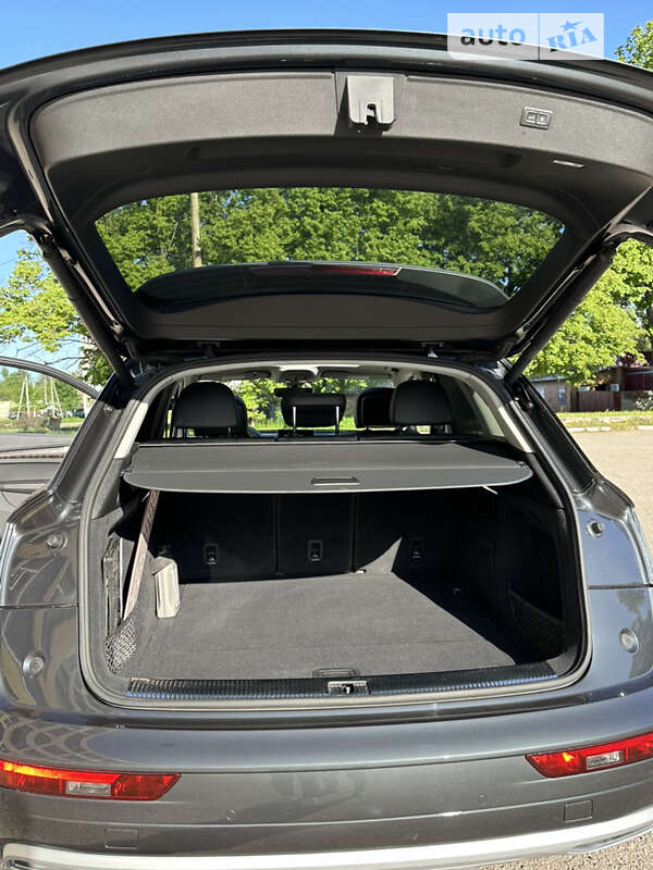 Внедорожник / Кроссовер Audi Q5 2018 в Киеве