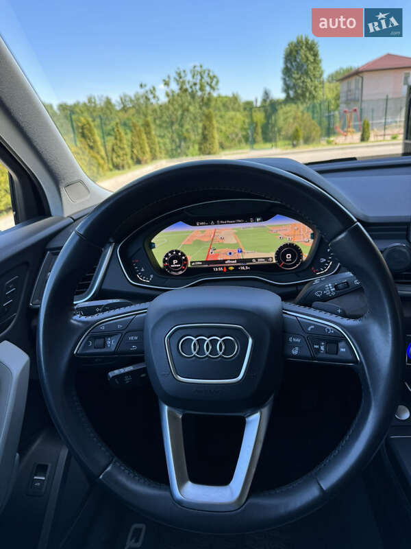 Внедорожник / Кроссовер Audi Q5 2017 в Ровно