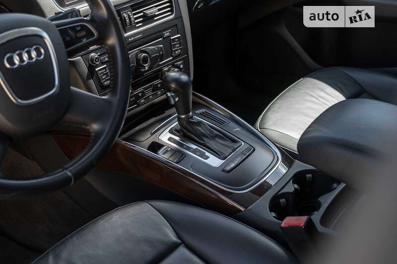 Позашляховик / Кросовер Audi Q5 2011 в Тернополі