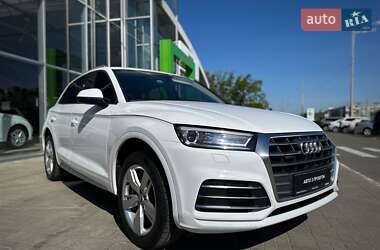 Внедорожник / Кроссовер Audi Q5 2017 в Киеве