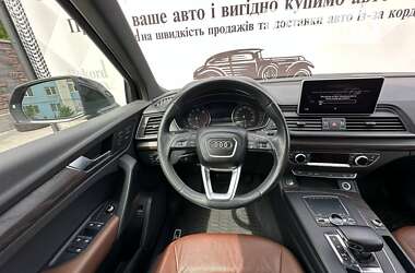 Внедорожник / Кроссовер Audi Q5 2017 в Ровно
