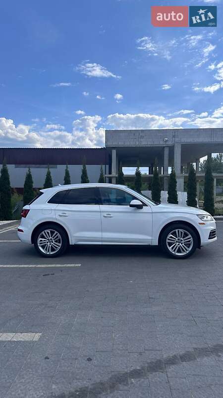 Внедорожник / Кроссовер Audi Q5 2018 в Ивано-Франковске фото 4 Внедорожник / Кроссовер Audi Q5 2018 в Ивано-Франковске